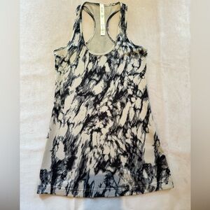 Lululemon Cool Racerback Tank in Great Granite Black and Mojave Print